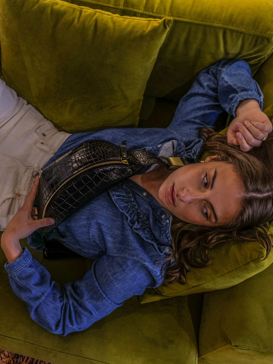 Foto-Tragetasche-Gürteltasche-Leder-Damen-LaBanane-Alligator-schwarz-Paul-Marius-M503-A-B