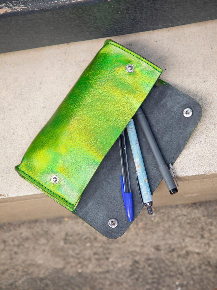 Foto-Trage-Schultasche-grün-LaTrousse de PAUL Absinthe Paul Marius M58 GR-B