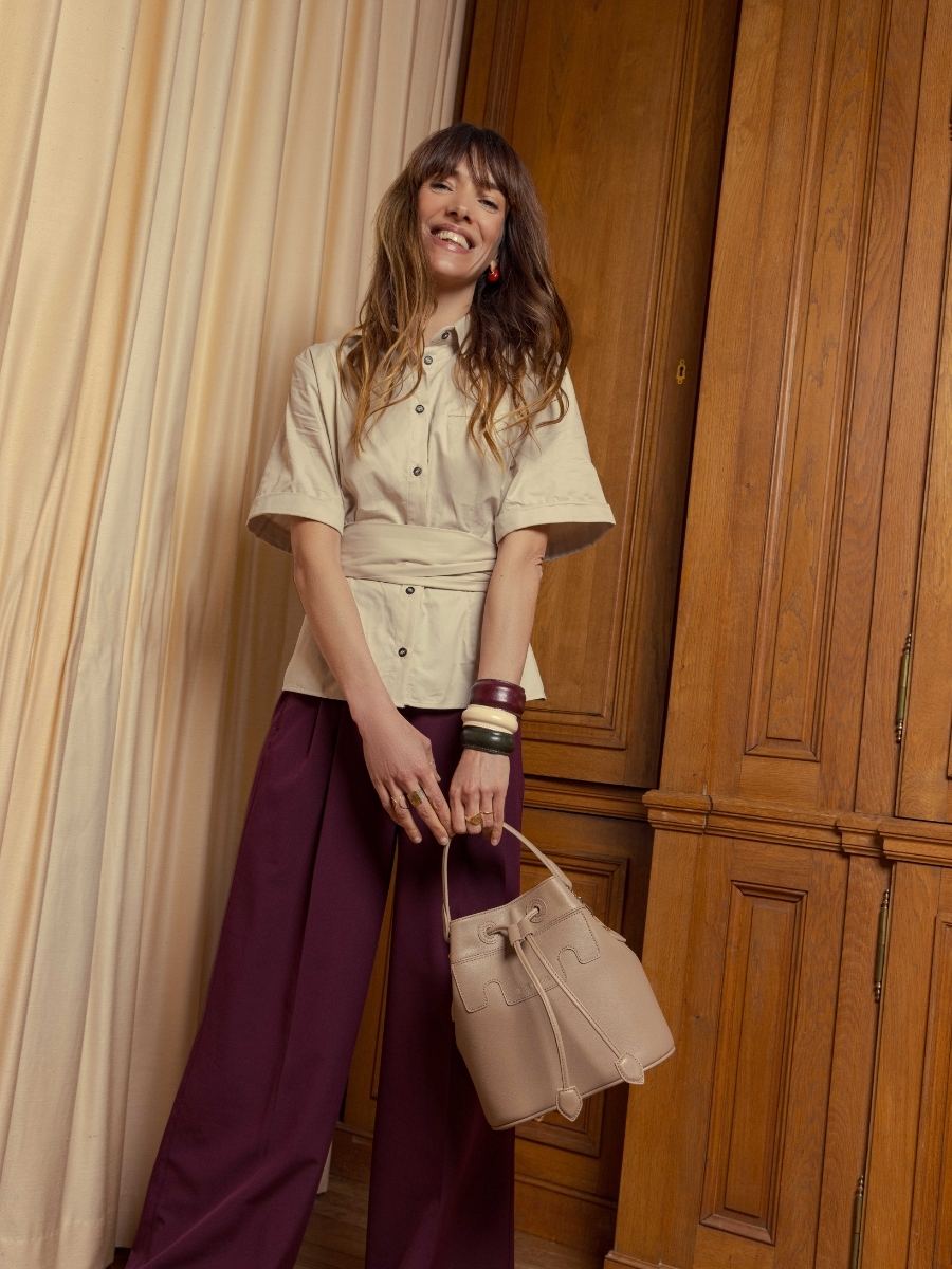 Beuteltasche aus Leder, braun, Capucine, taupe, Seitenansicht, W39 BEI