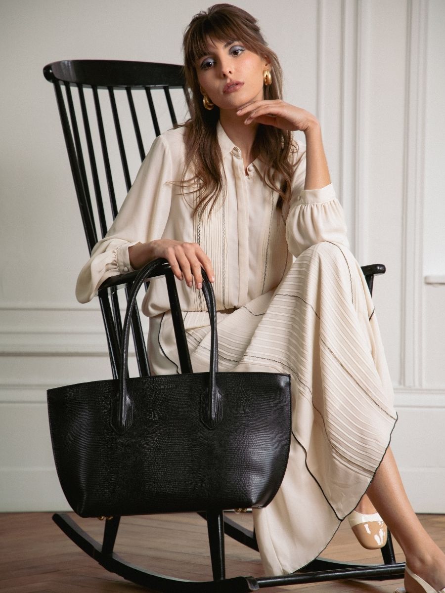 Fotoansicht-Tragetasche-Tragetasche-Leder-schwarz-Damen-Edith-1960-tiefschwarz-Paul-Marius-W49-L-B