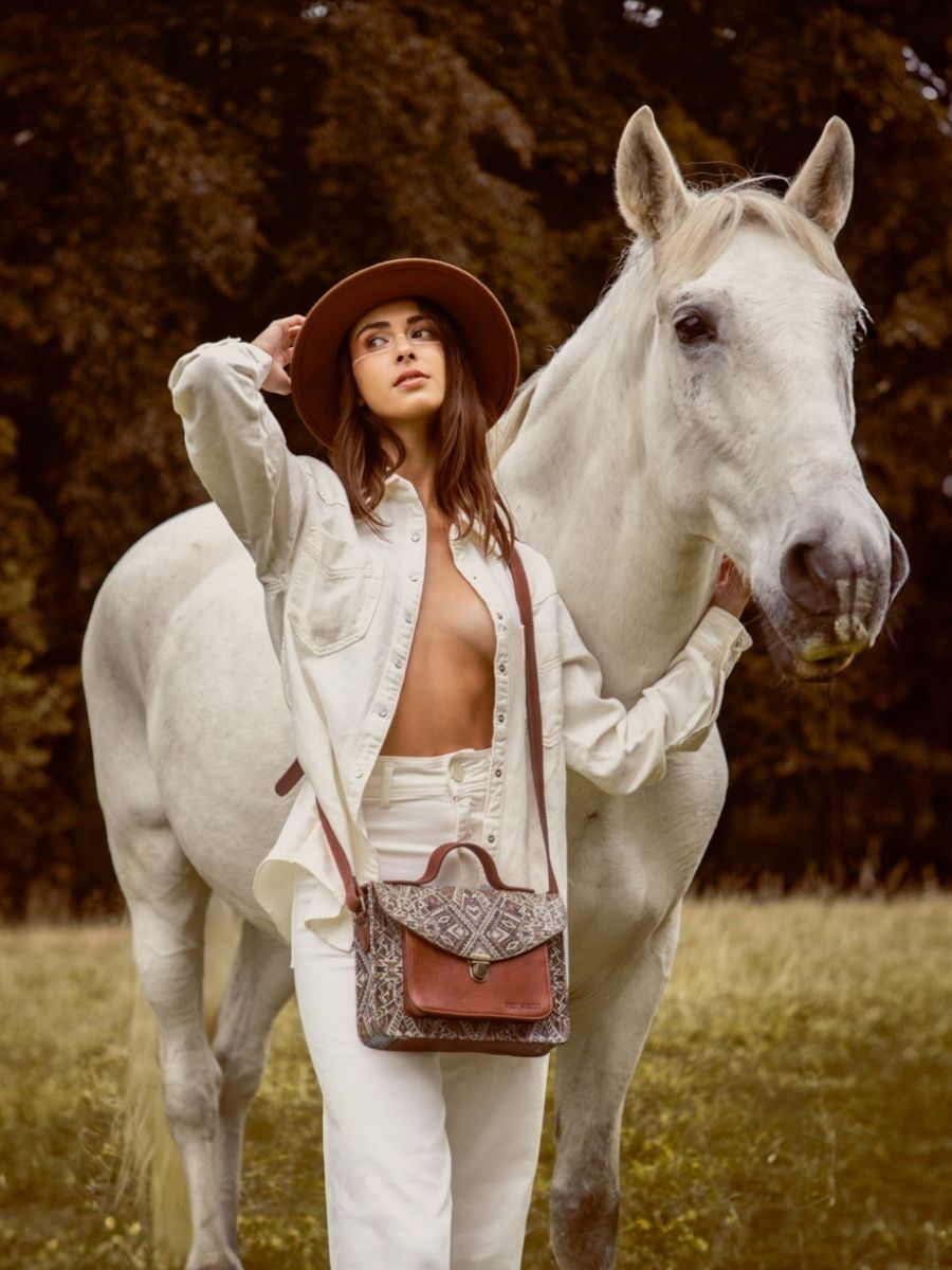 Fotoansicht-Handtasche-aus-Leder-mehrfarbig-Mademoiselle-George-Esperanza-Paul-Marius-W05-MEX