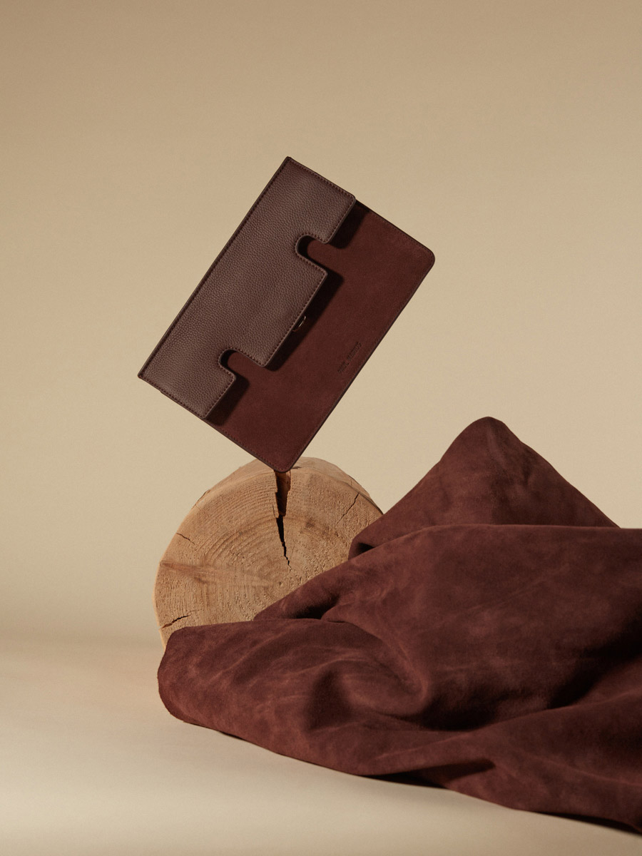 tasche-baguette-leder-gabrielle-schokoladenbraun-ansicht-zoom-material-w42-su-db