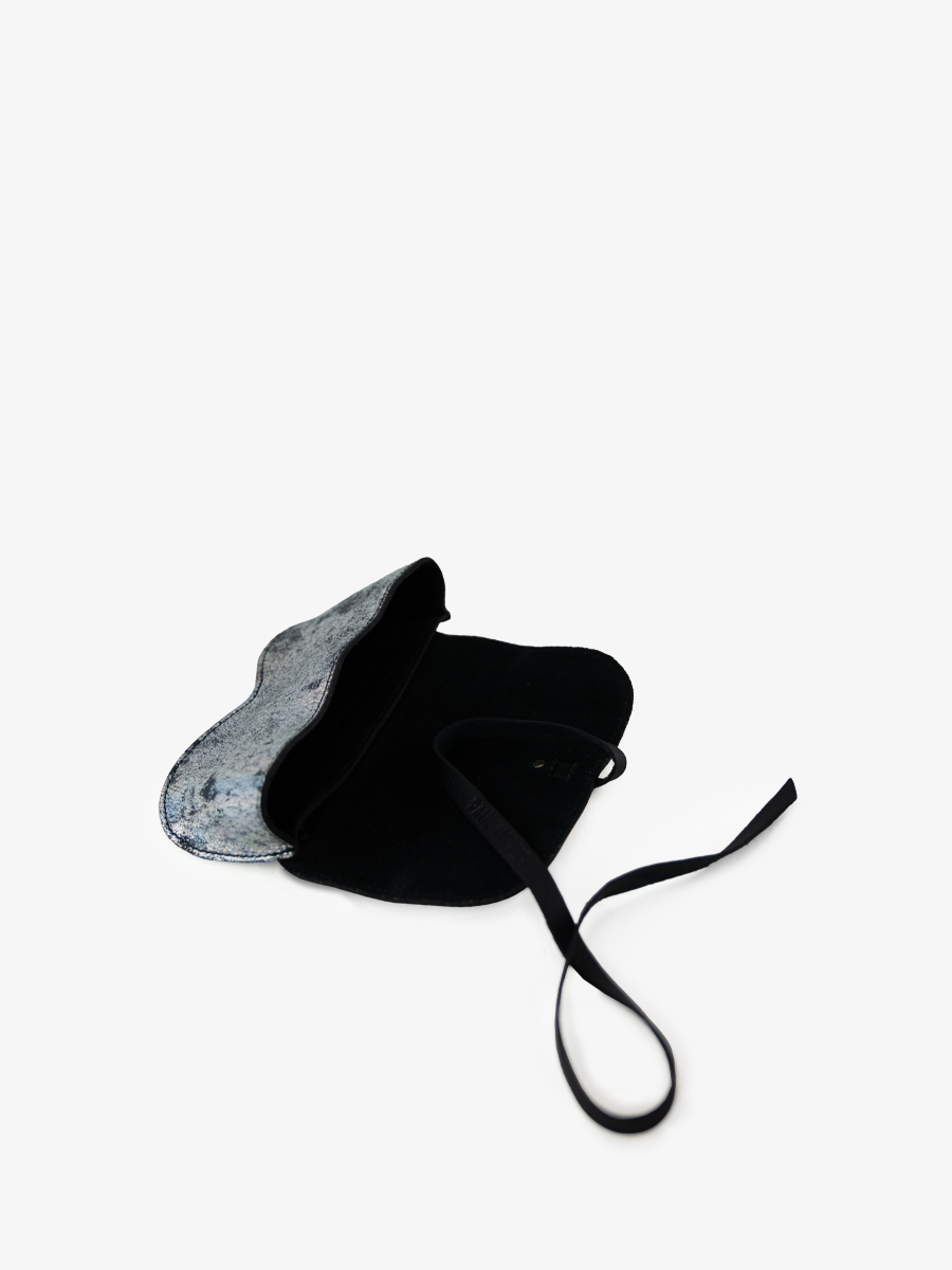 Fotoansicht-Innenansicht-Brillenetui-holographisch-Brillenetui-Galaxie-Paul-Marius-M49-Gal