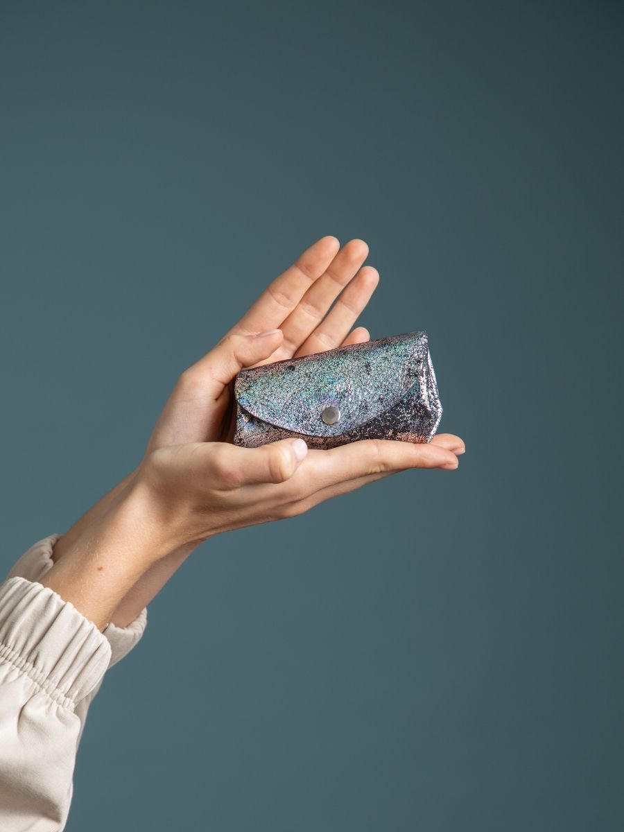 Fotoansicht-Tragbar-Geldbörse-Leder-mehrfarbig-LeGustave-Galaxie-Paul-Marius-CLP-GAL