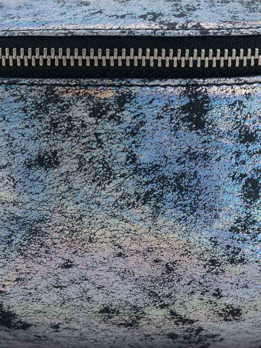 Foto-Fokus-Material-Holographische-Leder-Gürteltasche-LaBanane XS Galaxie Paul Marius M503XS GAL