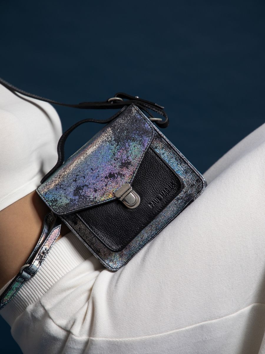 Fotoansicht-Vorderseite-Handtasche-Holographisches Leder-Mademoiselle George XS Galaxie Paul Marius W05XS GAL