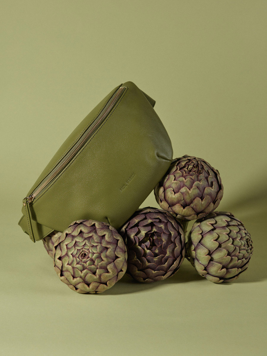 Leder-Gürteltasche-LaBanane-olivgrün-Zoom-Material-M503-GR-O