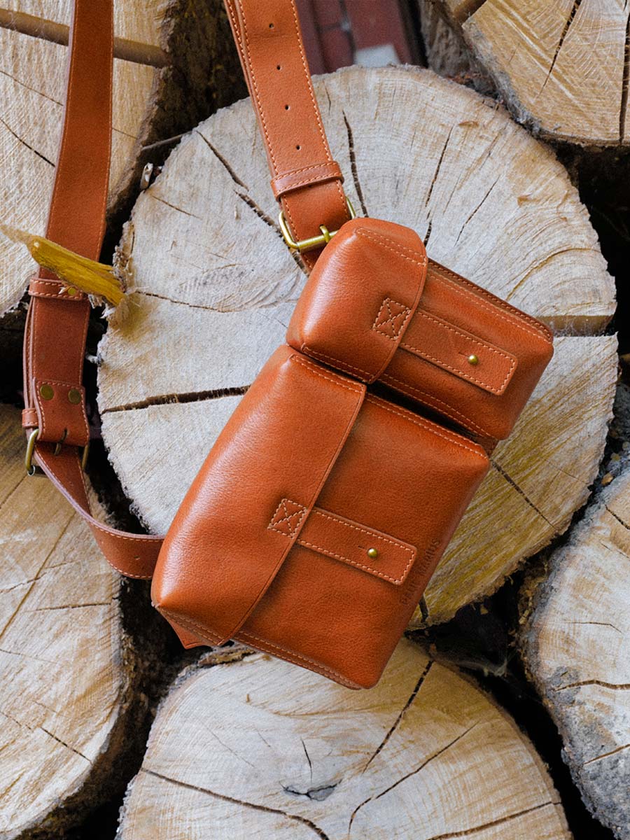 Foto-Material-Dokumententasche-Leder-braun-LeColporteur-Cognac-geölt-Paul-Marius-M401-OCO