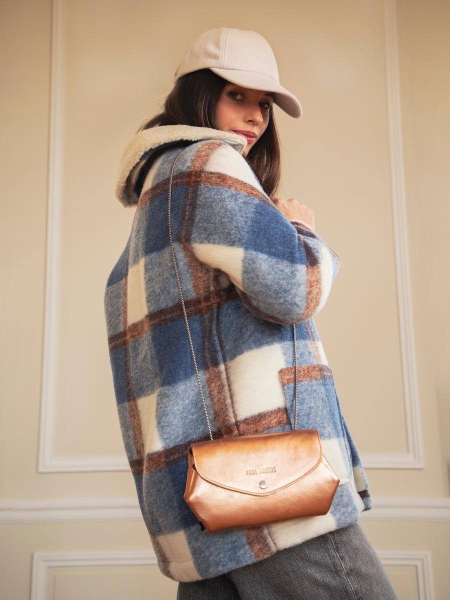 mini-handtasche-legustave-tasche-roségold-ansicht-mit-tragegurt-clpl-g-pi