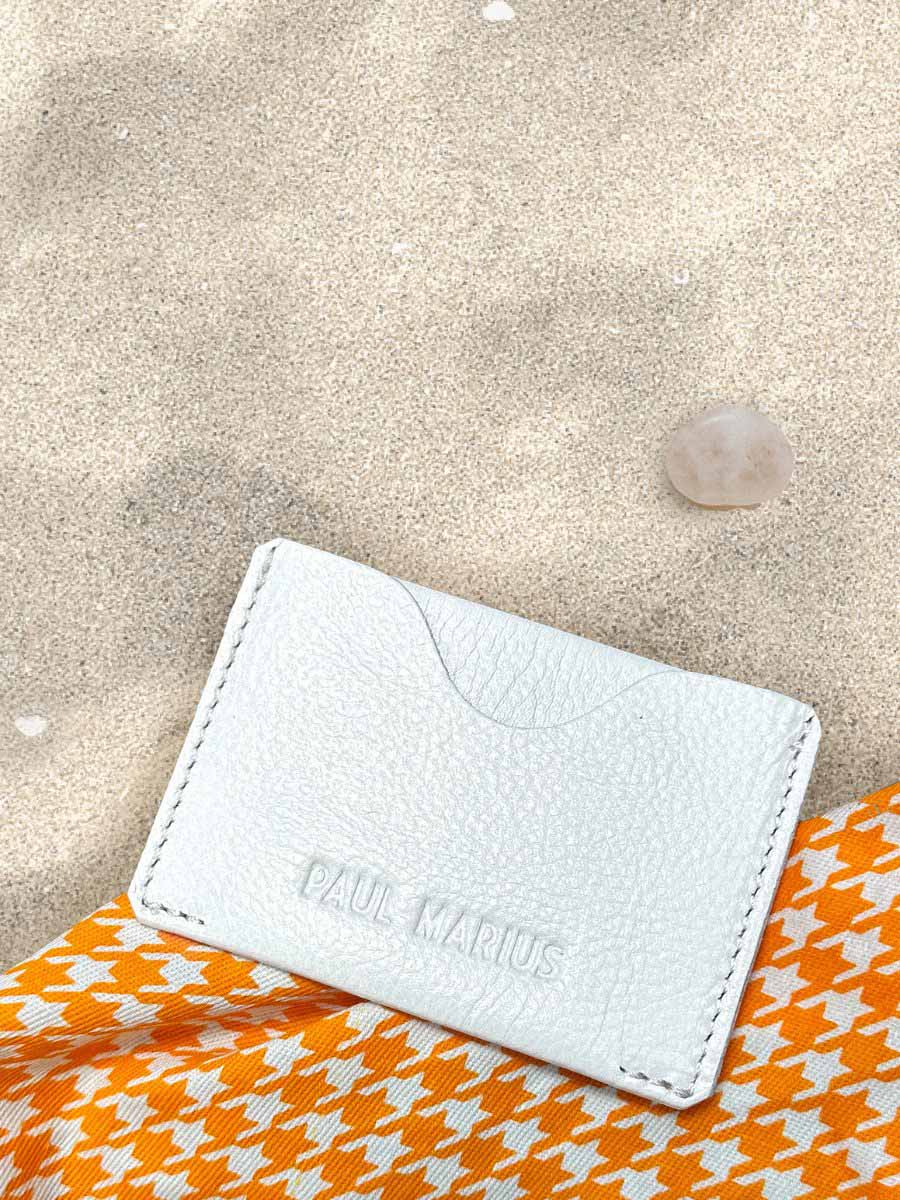 Fotoansicht-Kreditkartenetui-aus-Leder-weiß-LePorte-cartes-GABIN-Vedette-PAUL-MARIUS-M55-W