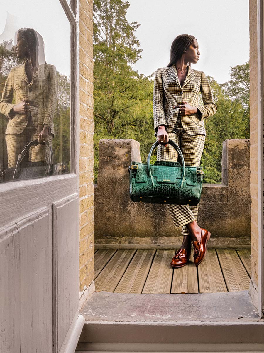 Foto-Vorderansicht-Handtasche-Leder-Damen-Madeleine-Alligator-grün-Paul-Marius