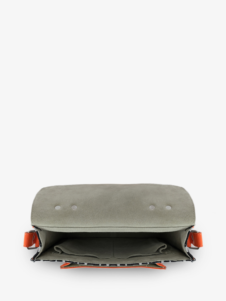 Fotoansicht-Innenraum-Umhängetasche-Leder-orange-Mademoiselle-George-Allure-orange-Paul-Marius-W05-HS2-O