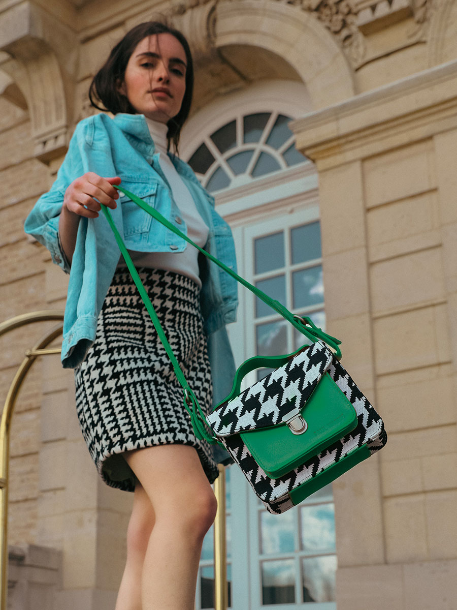 foto-mini-umhängetasche-leder-violett-mademoiselle-george-xs-allure-grün-paul-marius-w05xs-hs2-gr