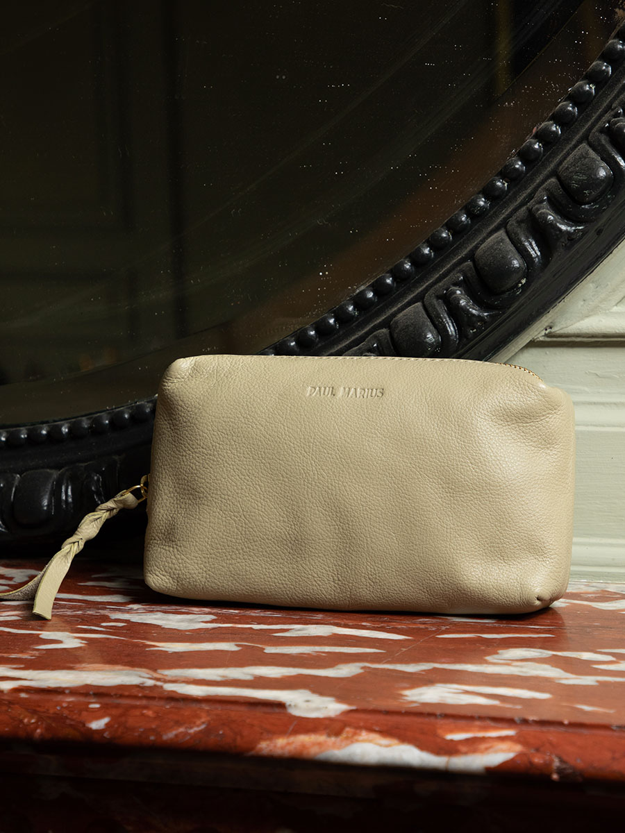 Foto-Tragetasche-Kosmetiktasche-grünes-Leder-Adele-Art-Deco-Mandel-Paul-Marius-M500-AD-AL