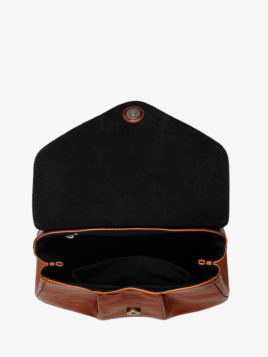 Fotoansicht Innenansicht Umhängetasche aus metallisiertem Kupferleder Suzon M Ginger Paul Marius W25M M O