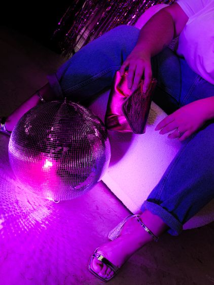 Suzon S Ultraviolet – Electric Pink