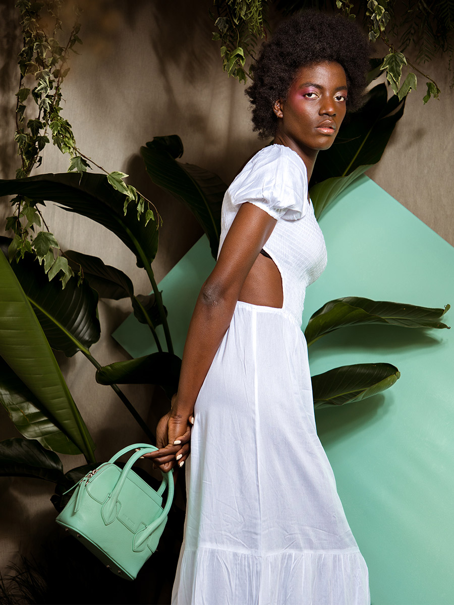Foto-Material-Mini-Handtasche-Leder-grün-Gisèle XS-Pastel-Mint-Paul Marius-W32XS-PT-GR
