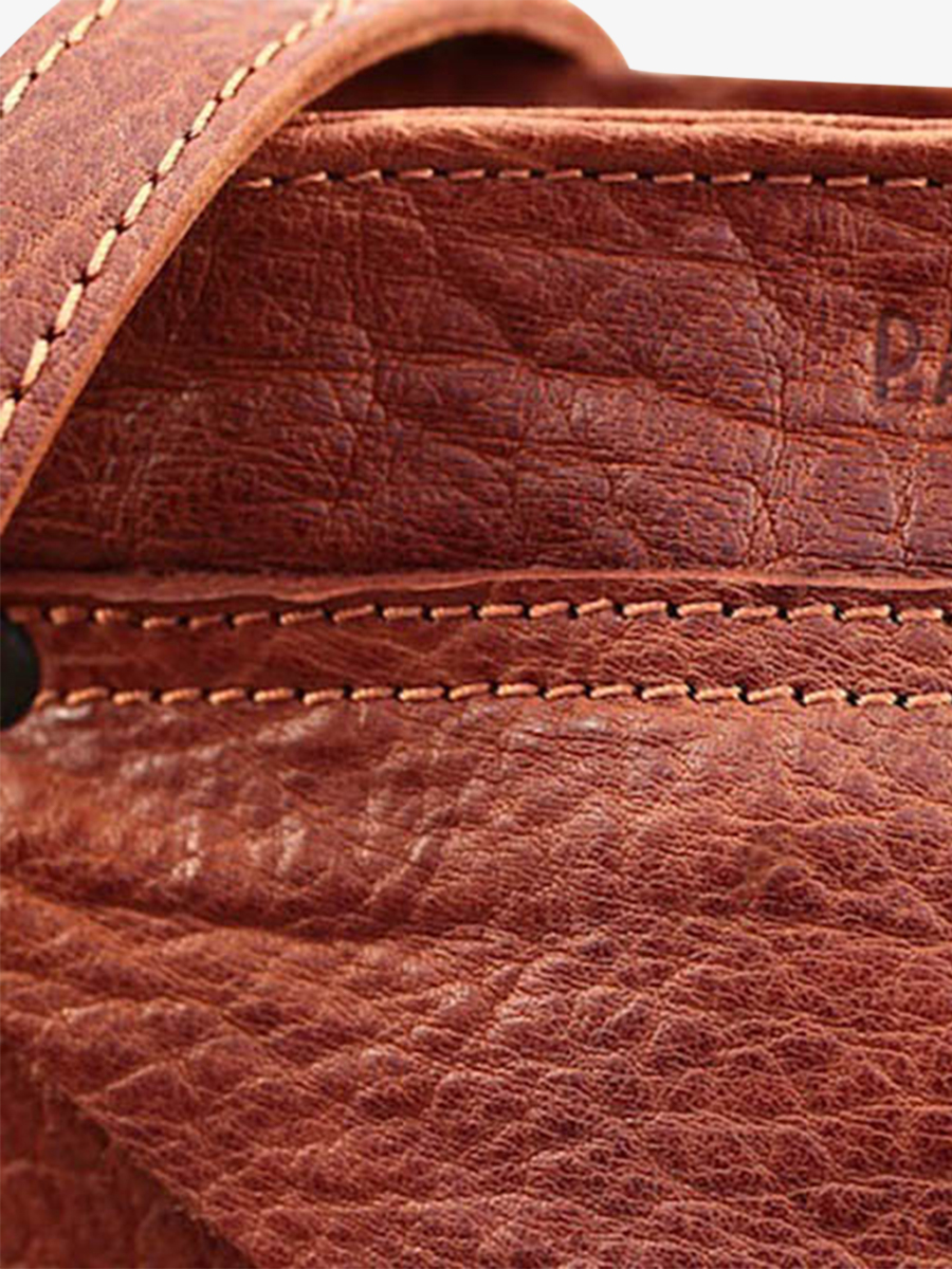 Foto-Material-Umhängetasche-Leder-Damen-braun-legavroche-natur-paul-marius-w06-l