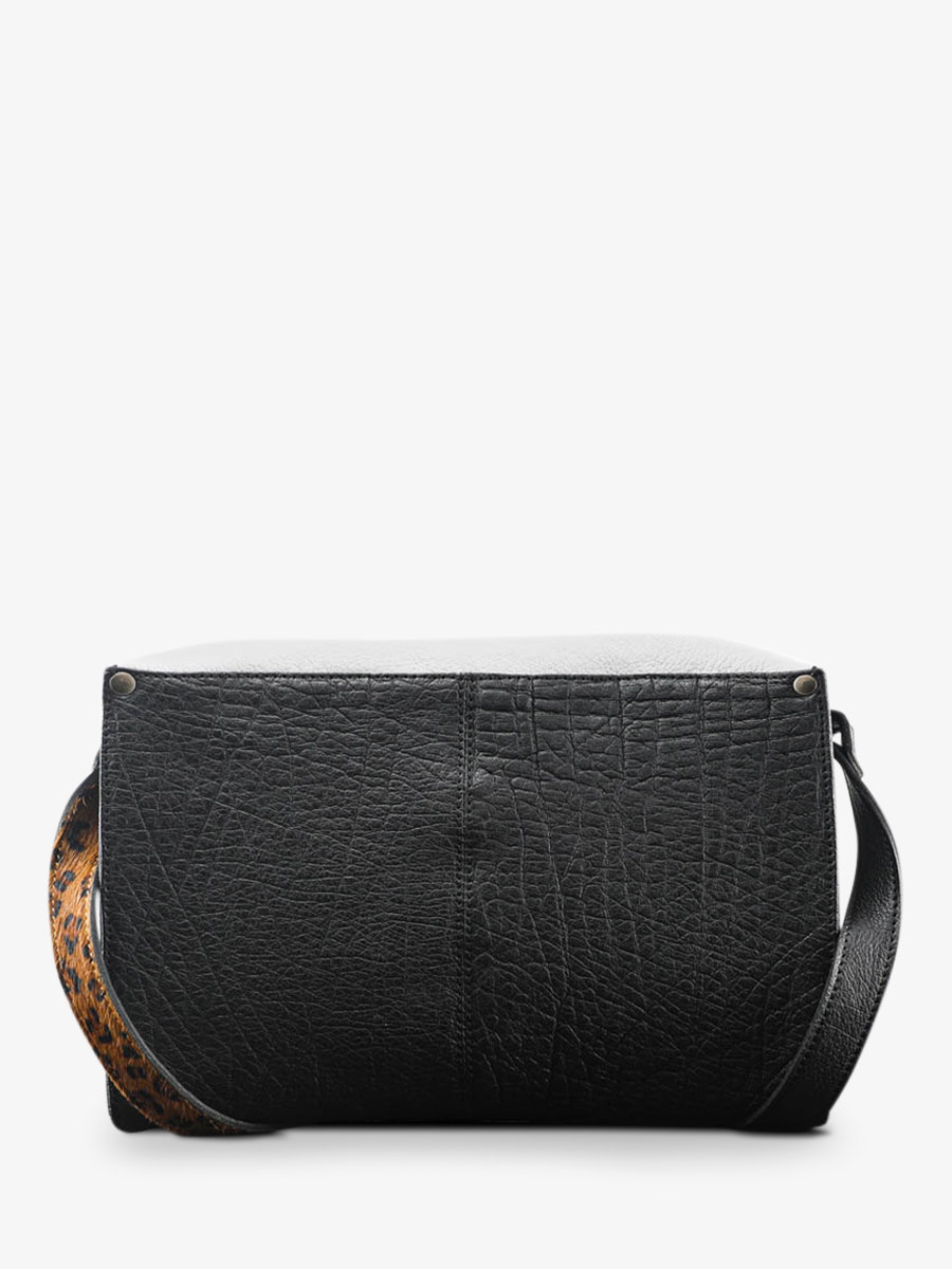 Foto-Rückansicht-Umhängetasche-Leder-Damen-Schwarz-Weiß-Das Must-have-Leopard-Schwarz-Weiß-Paul-Marius-W08-LP-B-W