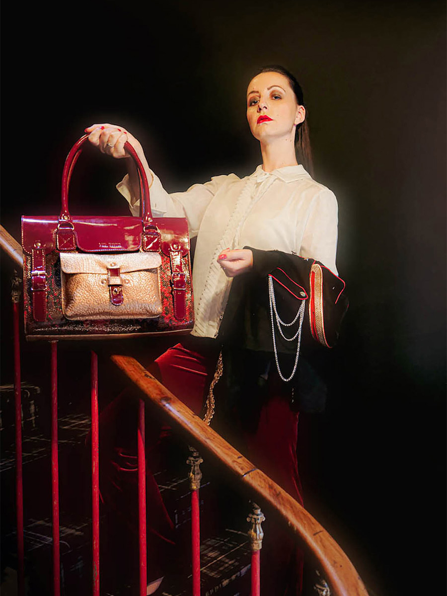 Foto-Vorderansicht-Umhängetasche-Leder-Damen-LeRive Gauche-M-Passion-Paul-Marius-W01M-PA