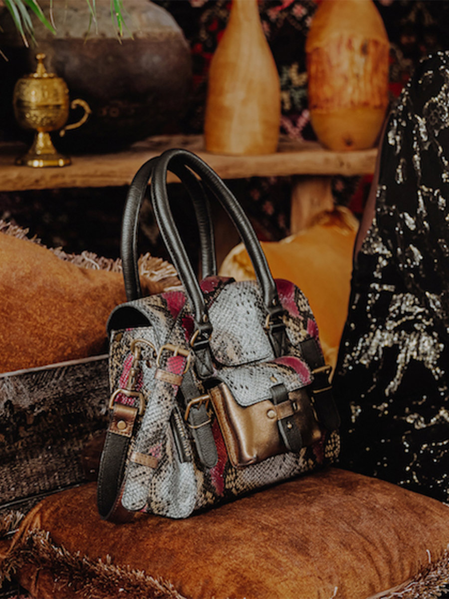 foto-ansicht-von-vorne-umhängetasche-leder-damen-lerive-gauche-s-byzance-paul-marius-w01s-byz