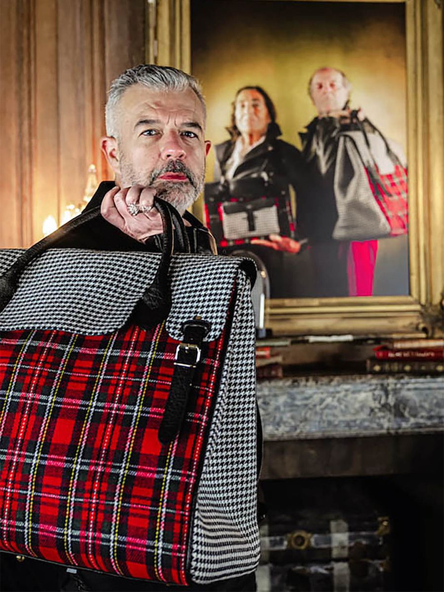 Foto-Vorderansicht-große-Reisetasche-Leder-Herren-Rouen-Delhi-Barock-Paul-Marius-M105-Sco