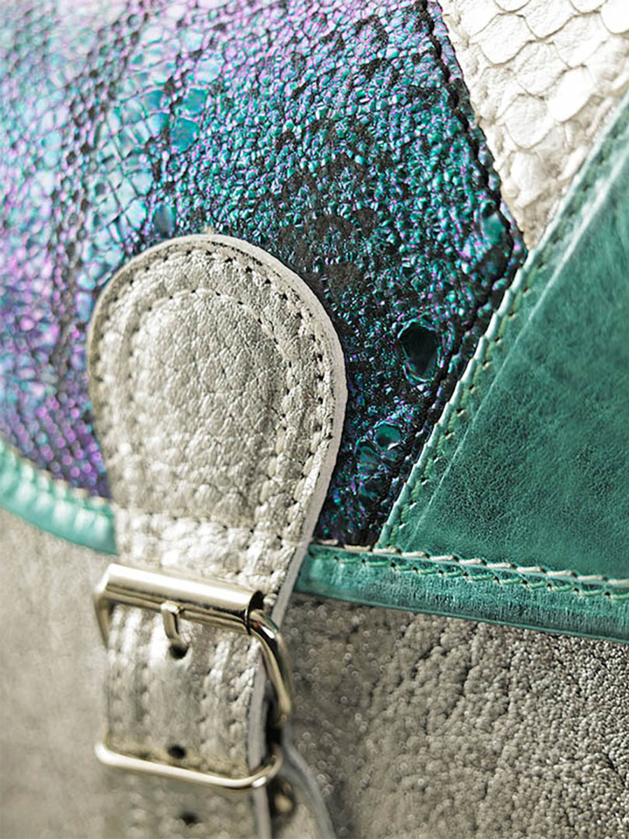 Foto-Material-Umhängetasche-Leder-Damen-blau-weiß-Lasacoche-S-Chimere-Polar-Paul-Marius-M02S10-CH-S-BLU