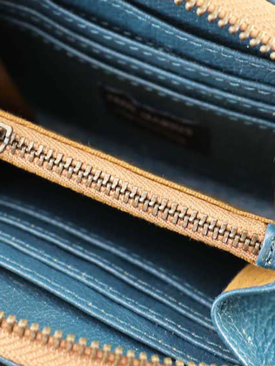 Foto-Innenansicht-Brieftasche-Leder-Damen-blau-LePortefeuille-Manon-blau-Piscine-Paul-Marius-M32-Blu