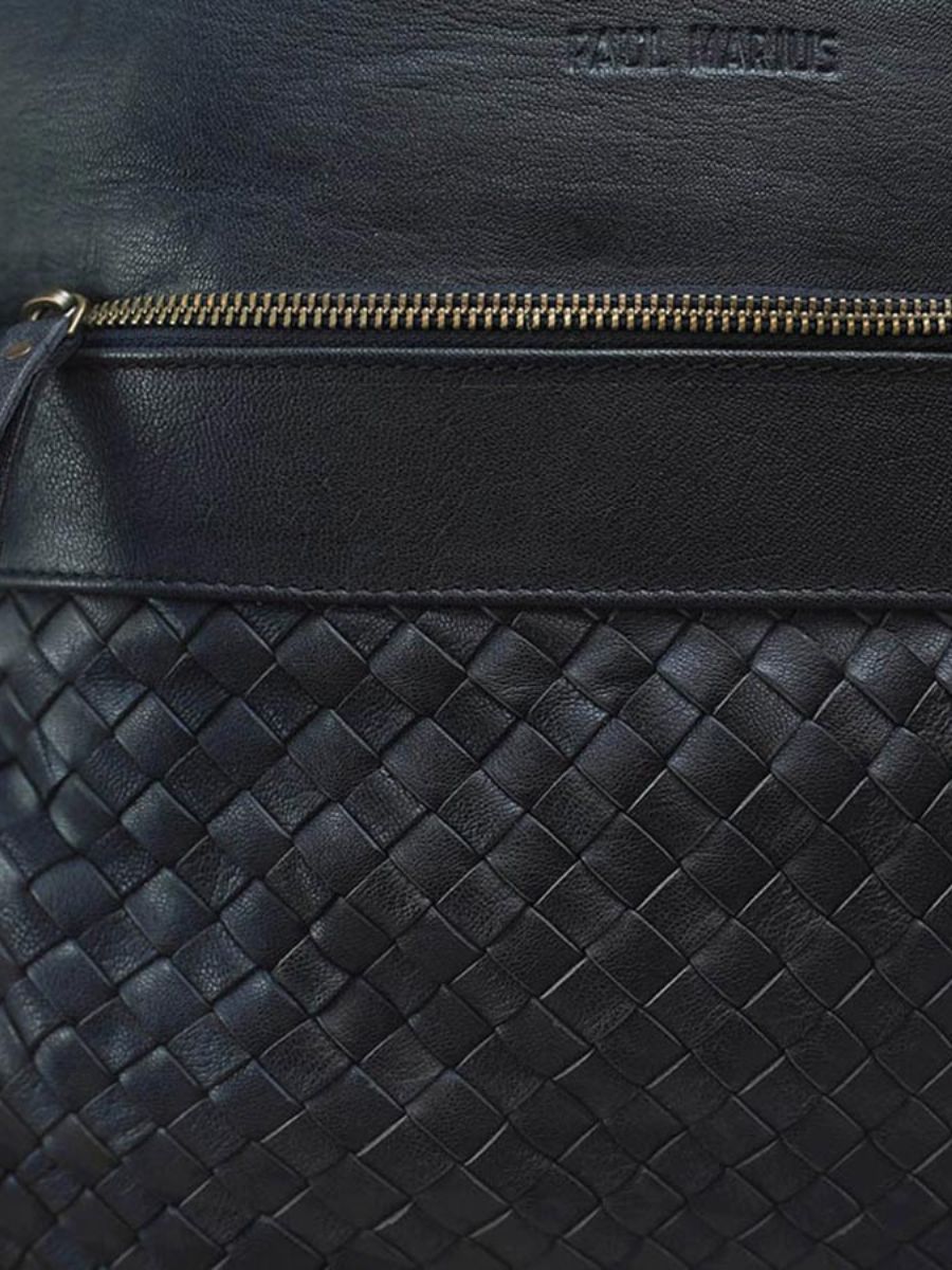 Foto-Innenansicht-Rucksack-aus-Leder-blau-lebordelais-bleu-encre-paul-marius-m201w-db