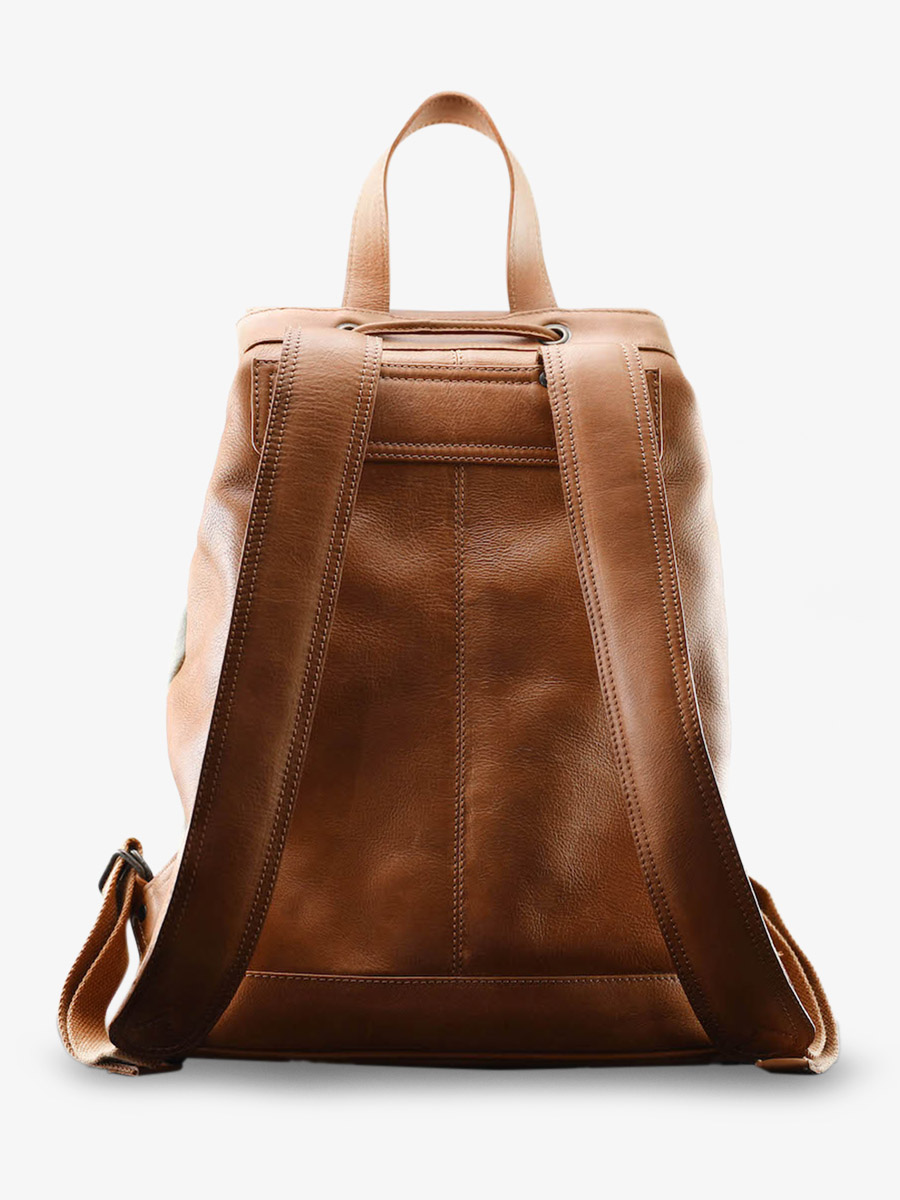 Foto-Innenansicht-Rucksack-aus-Leder-braun-beige-LeChampêtre-Pampa-naturfarben-kreidefarben-Paul-Marius-M36-OL-CR
