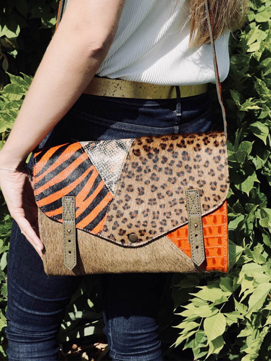 foto-tragetasche-umhängetasche-leder-damen-orange-grün-lindispensable-chimere-orange-kaki-paul-marius-w08-ch-o-k