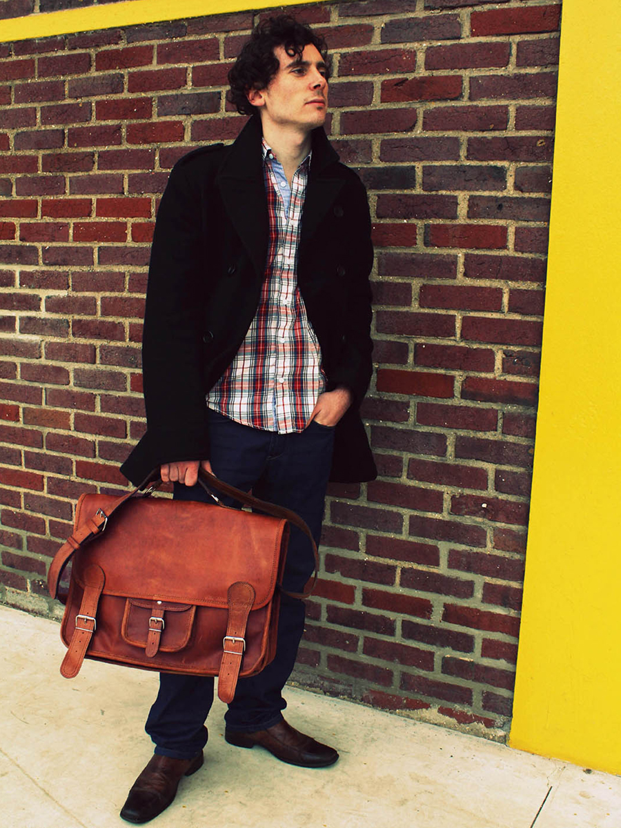 photo-portee-porte-document-cuir-ordinateur-17-pouces-marron-lecartable-xl-naturel-paul-marius-m01s18-l