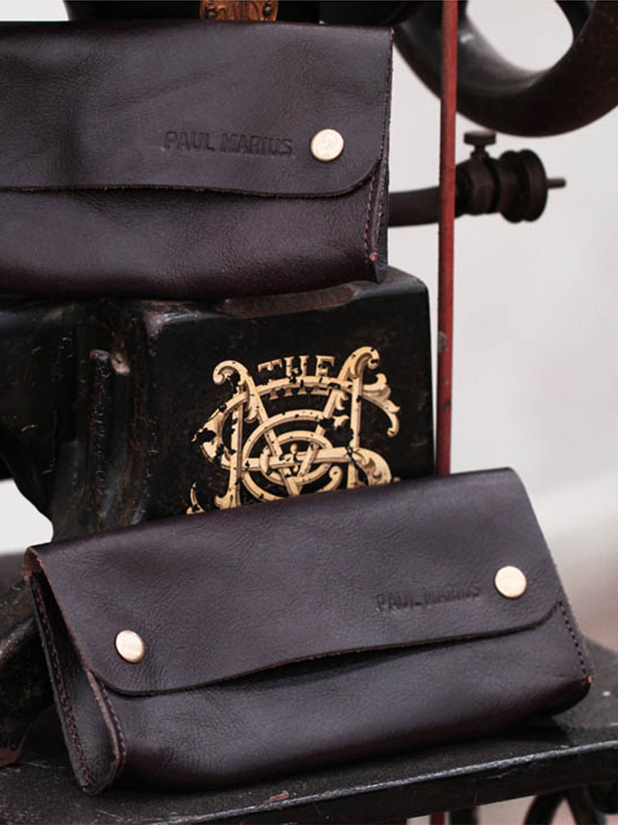 Foto-Trage-Schultasche-schwarz-LaTrousse de PAUL-Indus-Paul Marius-M58-D